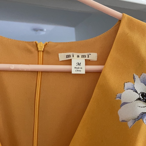 Yellow Dress - Picture 3 of 5